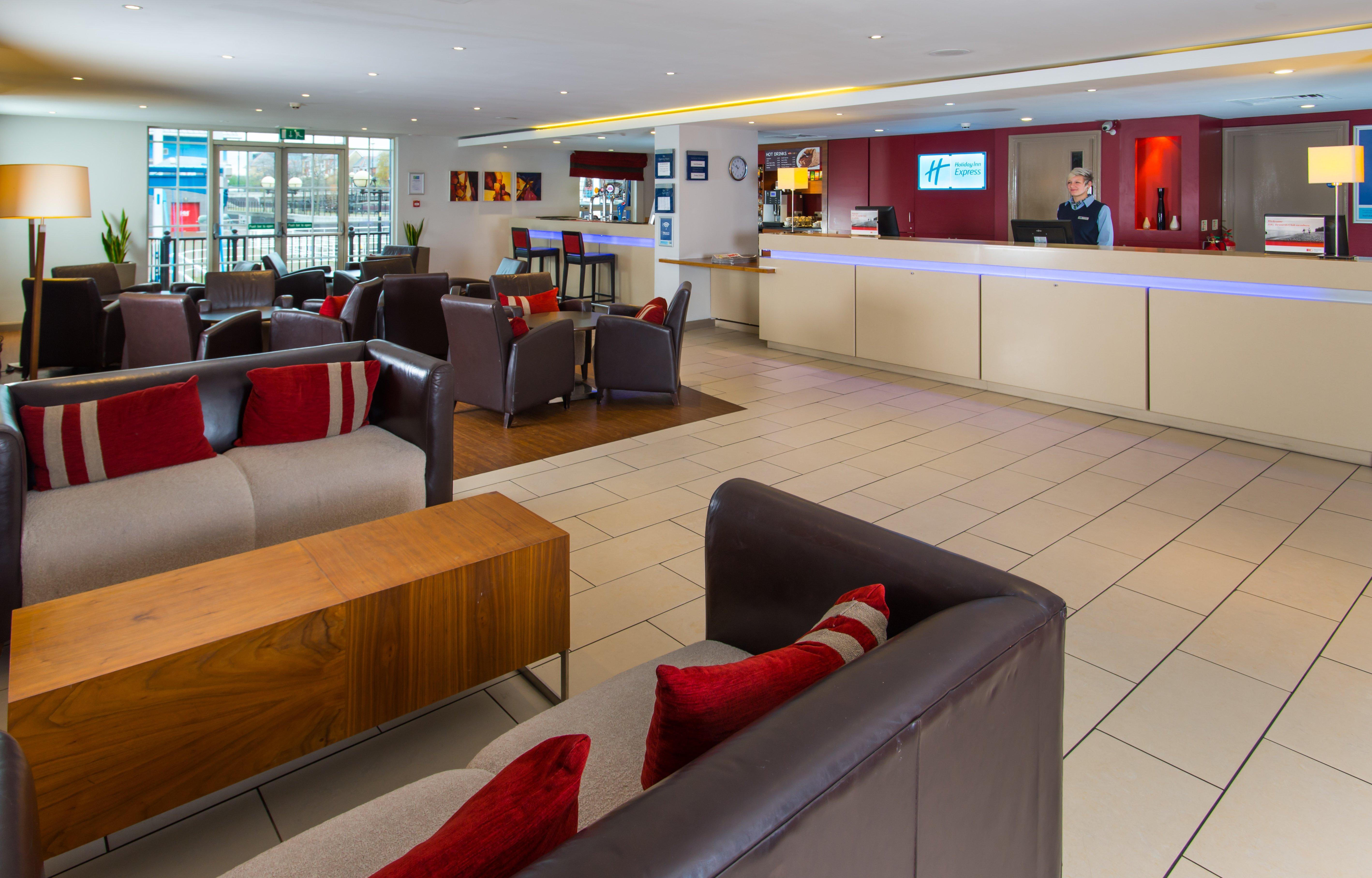 Holiday Inn Express Manchester - Salford Quays By Ihg Exterior foto