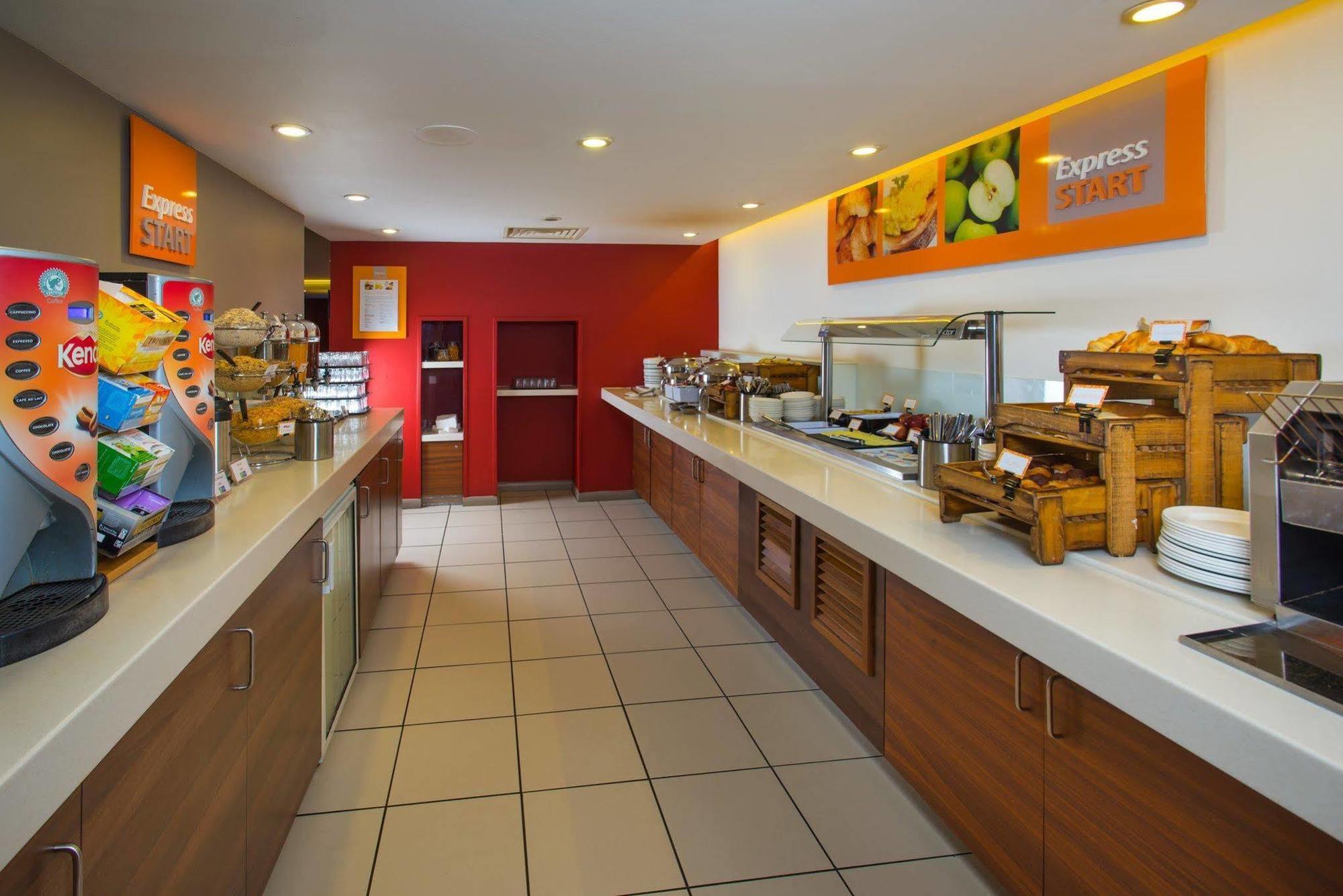 Holiday Inn Express Manchester - Salford Quays By Ihg Exterior foto